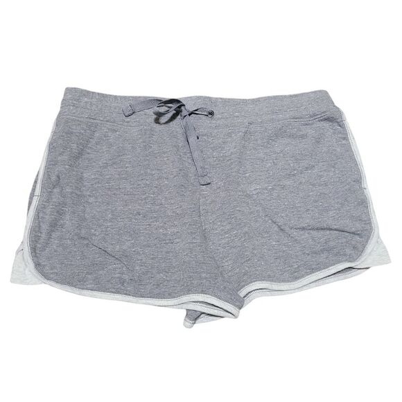 Bundle of casual athletic shorts - Picture 2 of 7